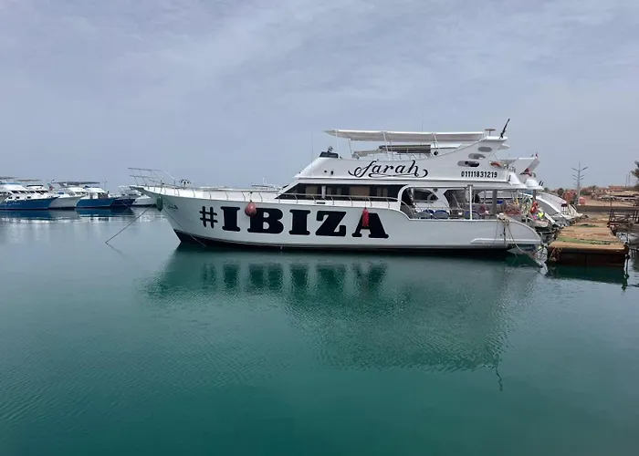 Farah Yacht * Ain Sukhna
