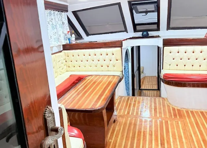 Farah Yacht * Ain Sukhna
