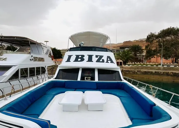 Farah Yacht Bateau-hôtel *