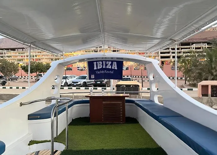 Bateau-hôtel Farah Yacht *