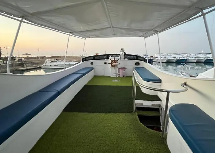 Farah Yacht * Ain Sukhna